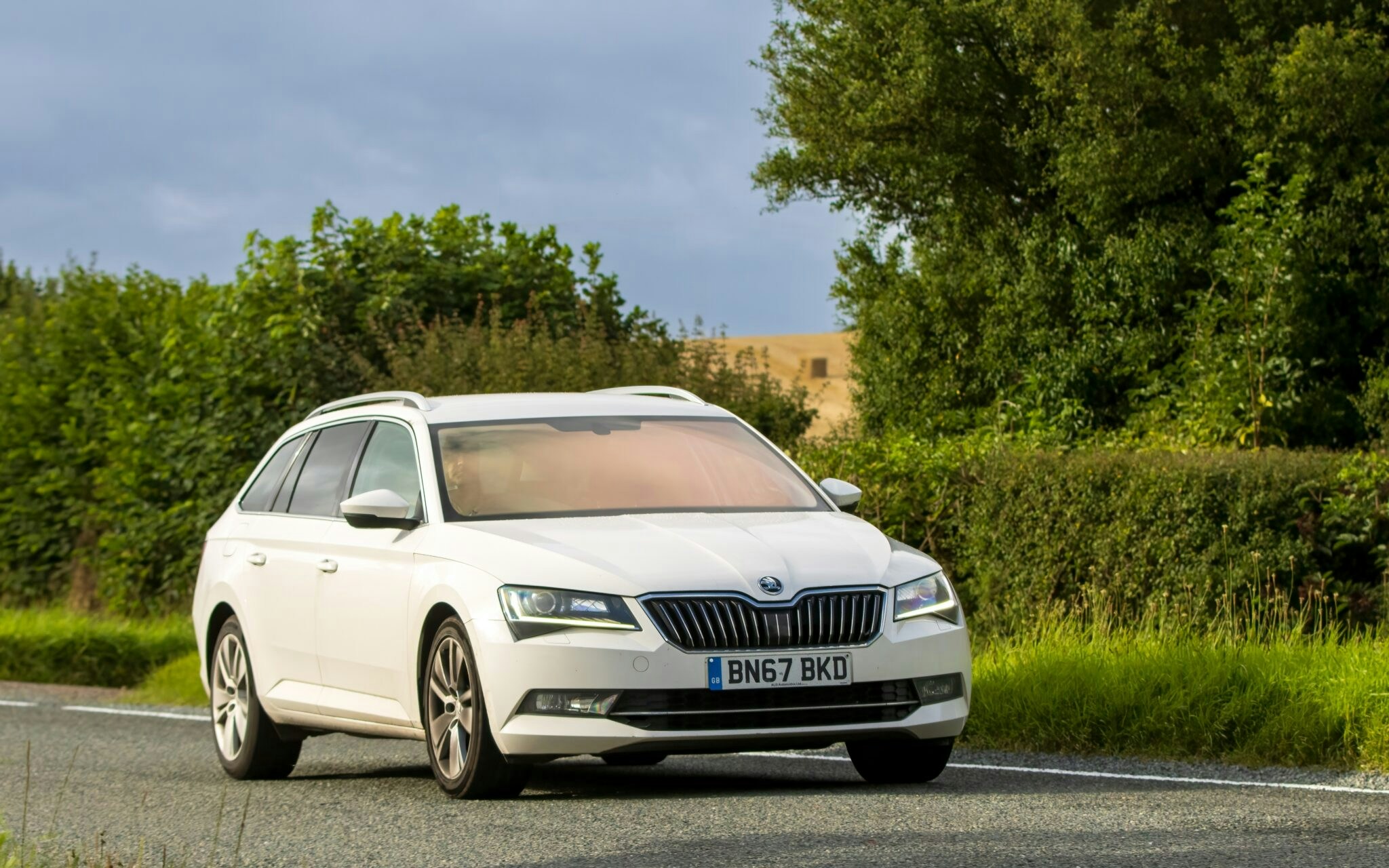 Best Cars For Long Distance Driving (2026 Update & Reviews) | Motorway