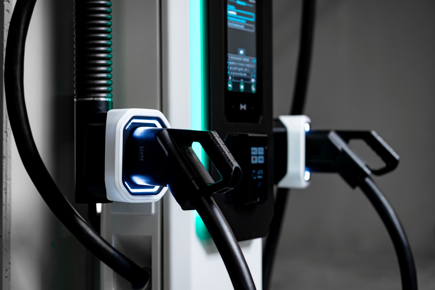 How To Earn Revenue With EV Charging at Retail Locations | Ekoenergetyka