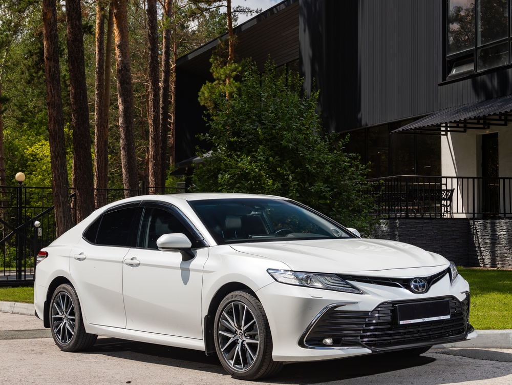 The 9 Best Cars for Long-Distance Driving